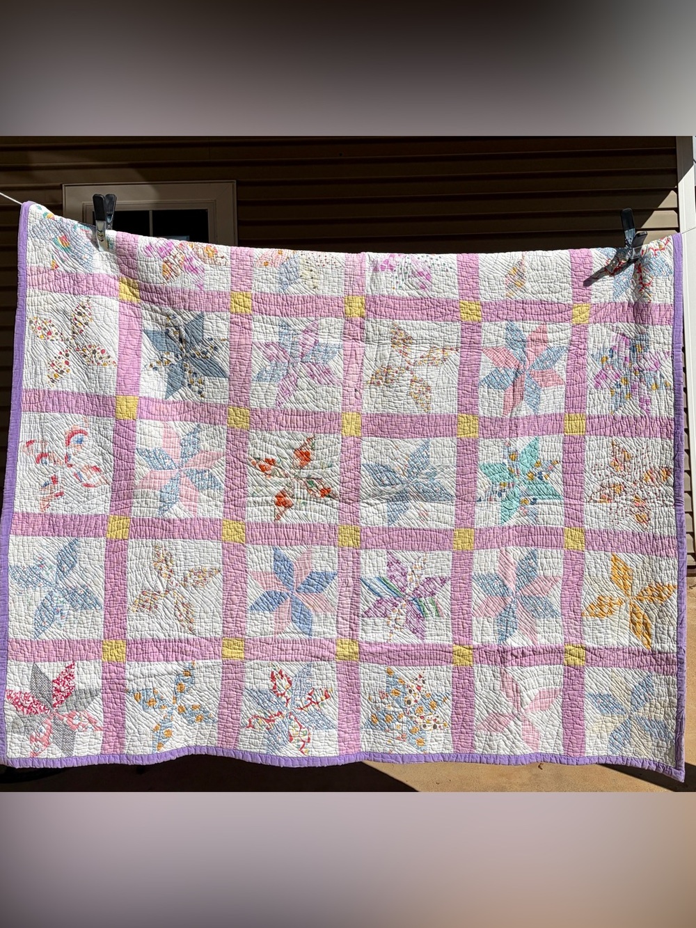 Vintage Hand Quilted Pinwheel Patchwork Quilt 57.5" x 70" – Pastel Cottagecore